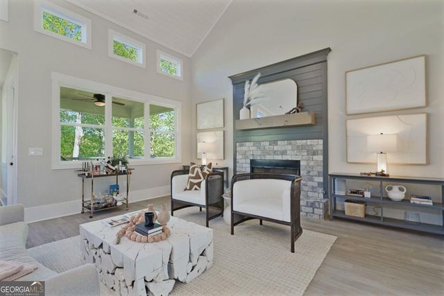 1080 Glen Eagle Drive, Greensboro, GA 30642