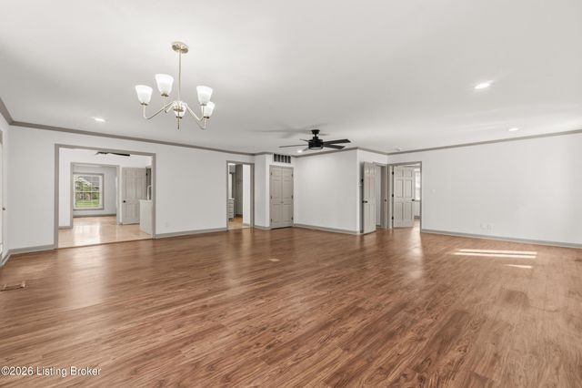 4629 Beaver Rd, Bellewood, KY 40207