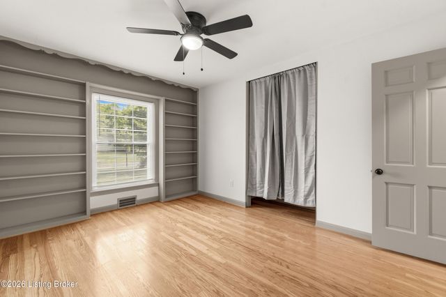 4629 Beaver Rd, Bellewood, KY 40207