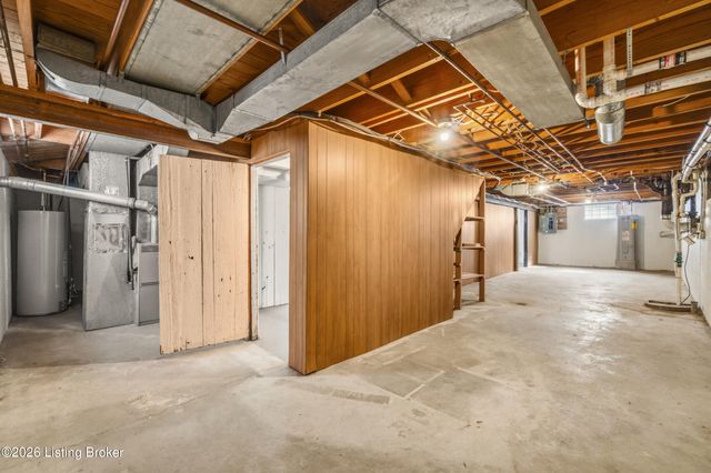 4629 Beaver Rd, Bellewood, KY 40207