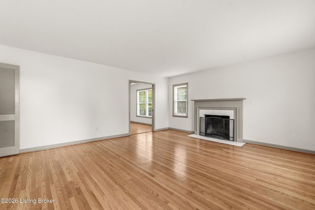 4629 Beaver Rd, Bellewood, KY 40207