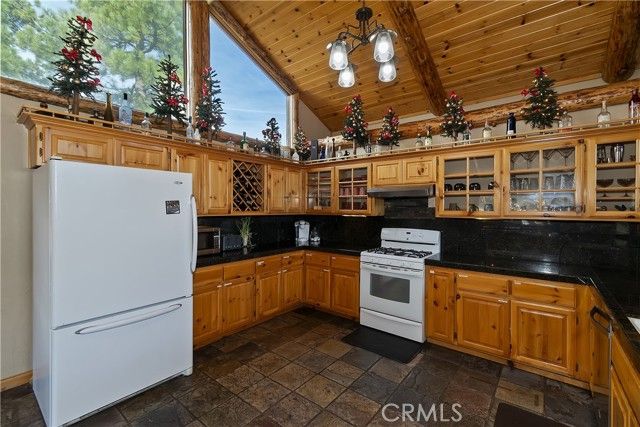 340 Stoney Creek, Big Bear Lake, CA 92315