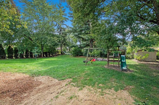 2726 Horton Court, Howard Twp, MI 49120