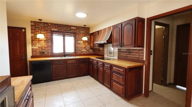 3318 E FORT KING STREET, Ocala, FL 34470