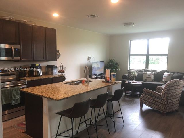 115 NW 36th Ave 115, Pompano Beach, FL 33069