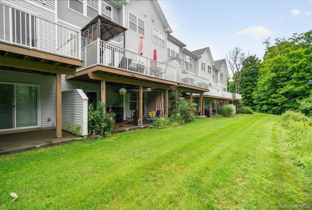 93 Meadow View Drive, Middletown, NY 10940