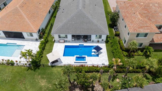 12203 Waterstone Circle, Palm Beach Gardens, FL 33412