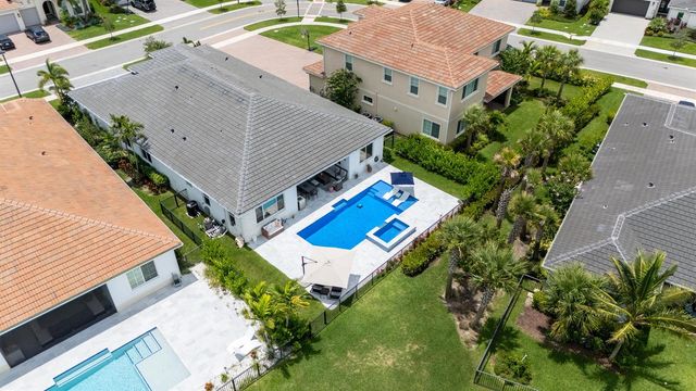 12203 Waterstone Circle, Palm Beach Gardens, FL 33412