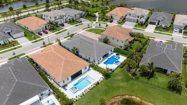 12203 Waterstone Circle, Palm Beach Gardens, FL 33412