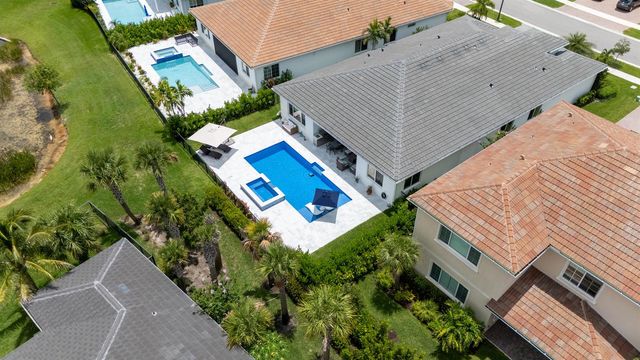 12203 Waterstone Circle, Palm Beach Gardens, FL 33412