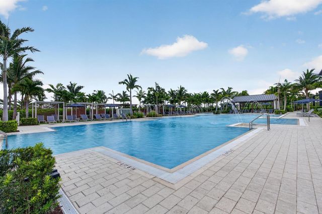 12203 Waterstone Circle, Palm Beach Gardens, FL 33412
