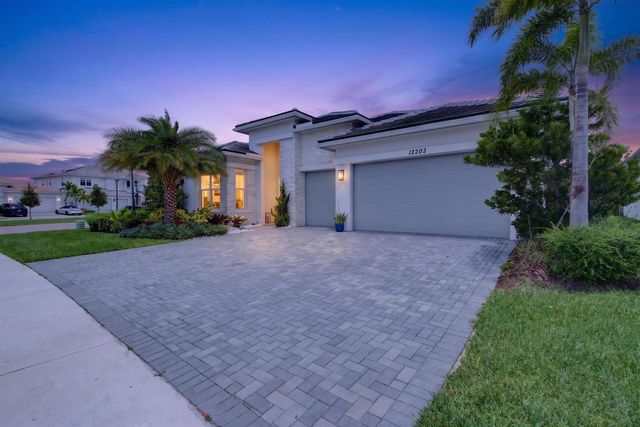12203 Waterstone Circle, Palm Beach Gardens, FL 33412