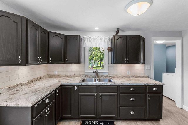 535 N WEBSTER AVENUE, Omro, WI 54963