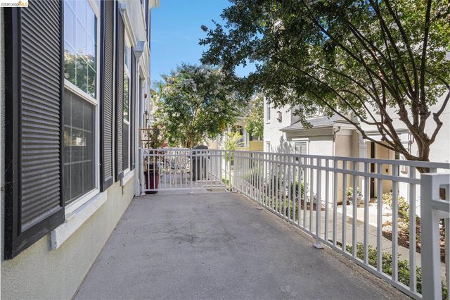 3730 Whitworth Dr, Dublin, CA 94568