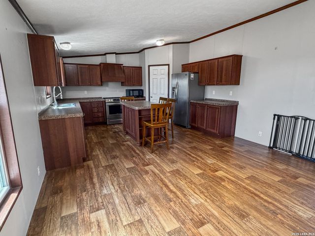 2462 Chase Road, Beeville, TX 78102