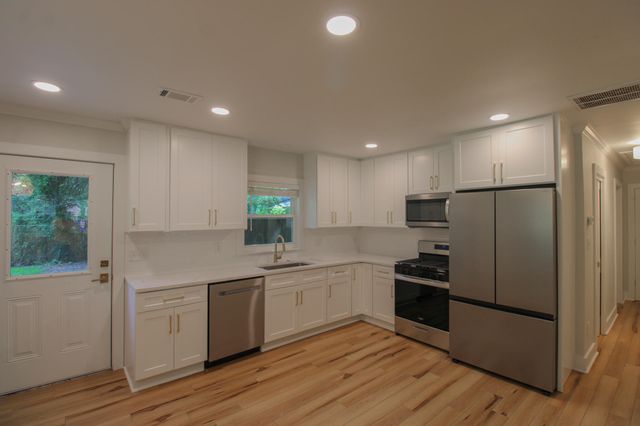 1757 Skinner Avenue B, Charleston, SC 29407