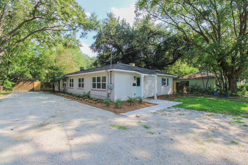1757 Skinner Avenue B, Charleston, SC 29407