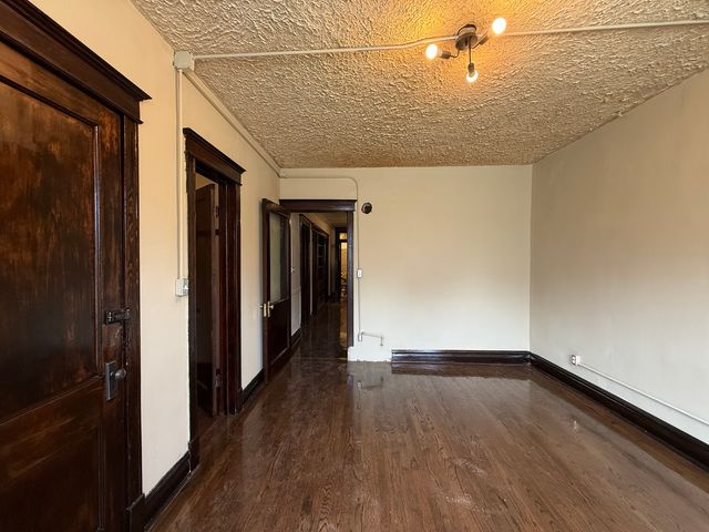 4222 W Cullerton Street, Chicago, IL 60623
