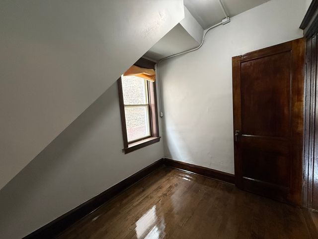 4222 W Cullerton Street, Chicago, IL 60623