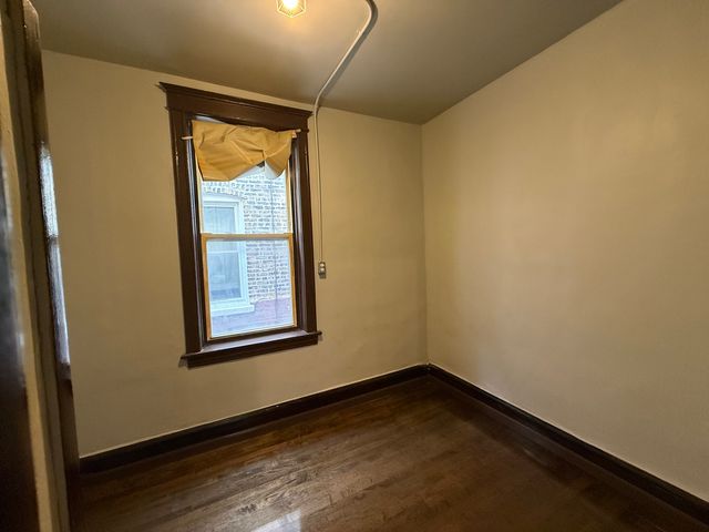 4222 W Cullerton Street, Chicago, IL 60623