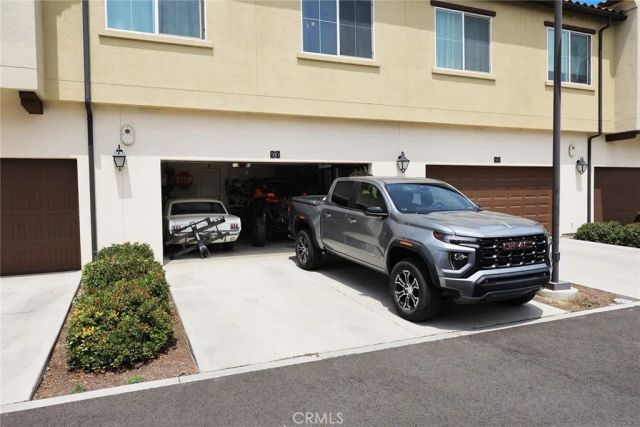 2817 E Brut Privado 90, Ontario, CA 91761