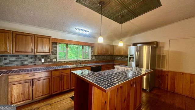 125 Barnes Chapel Road, Blue Ridge, GA 30513