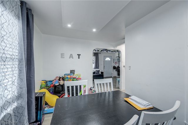 1402 E 185th Street, Cleveland, OH 44110