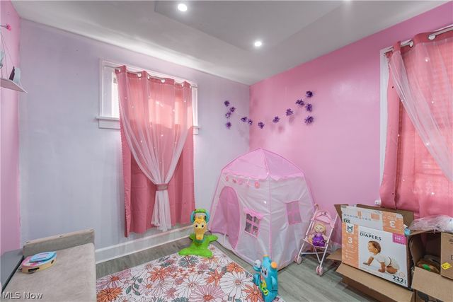 1402 E 185th Street, Cleveland, OH 44110