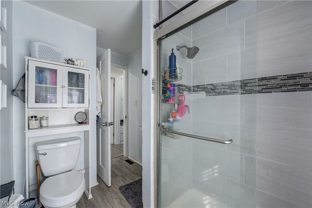 1402 E 185th Street, Cleveland, OH 44110