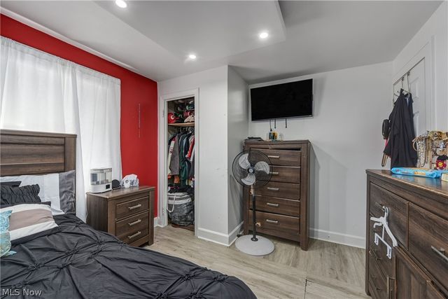 1402 E 185th Street, Cleveland, OH 44110