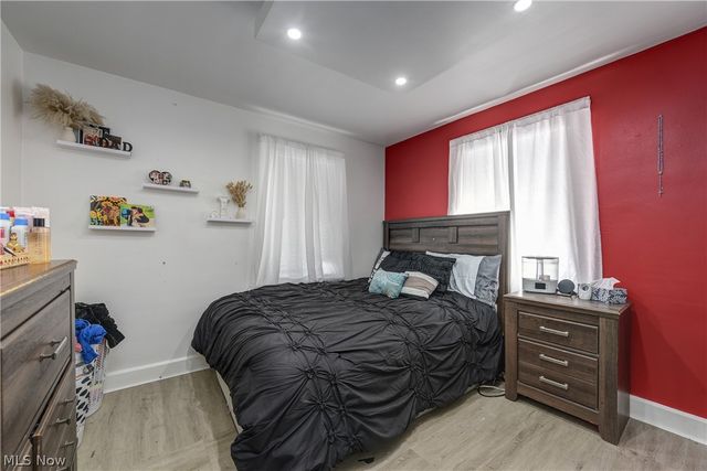 1402 E 185th Street, Cleveland, OH 44110