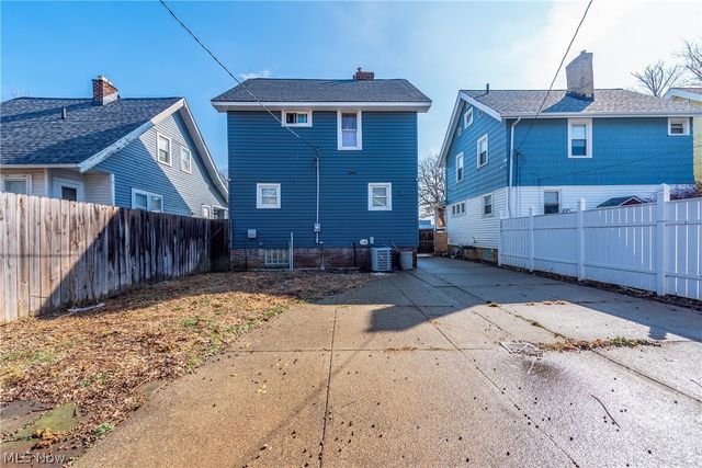 1402 E 185th Street, Cleveland, OH 44110