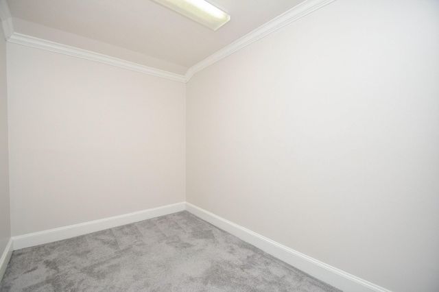 12814 Willow Centre Drive, Houston, TX 77066