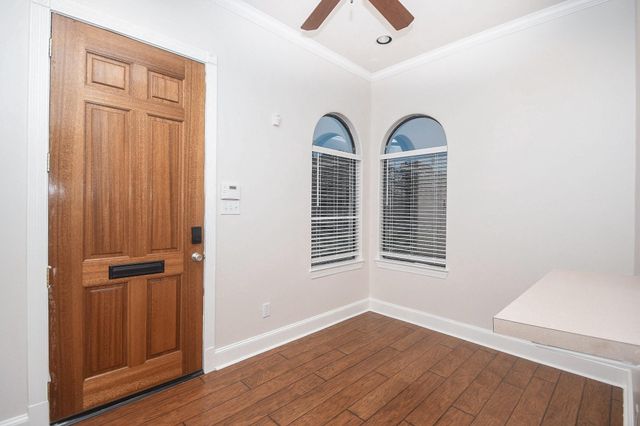 12814 Willow Centre Drive, Houston, TX 77066