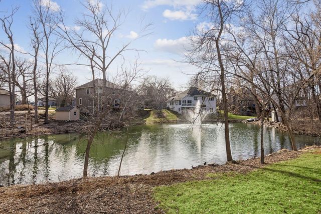 1467 Pond Wynde N, Eagan, MN 55122