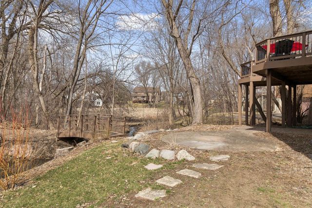 1467 Pond Wynde N, Eagan, MN 55122