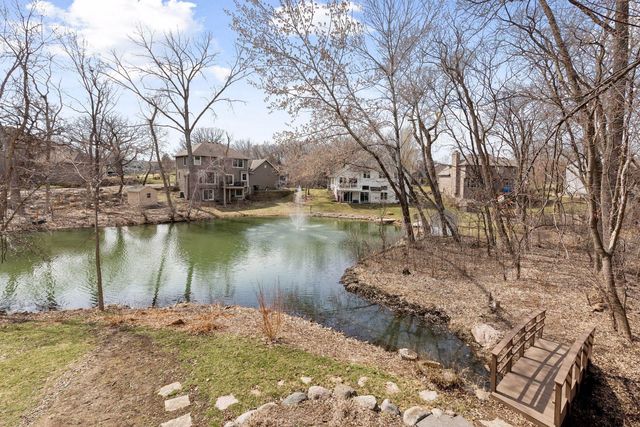 1467 Pond Wynde N, Eagan, MN 55122