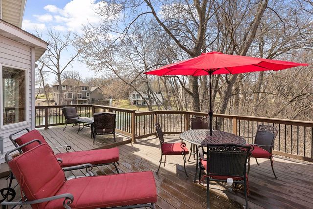 1467 Pond Wynde N, Eagan, MN 55122