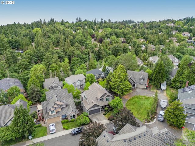 1943 Nw MILLCREST Pl, Portland, OR 97229