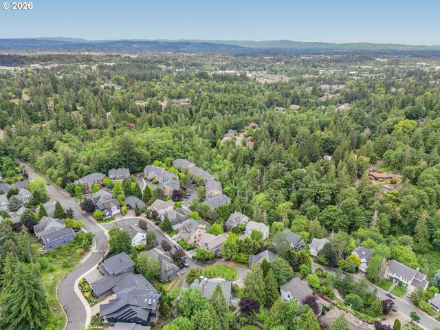 1943 Nw MILLCREST Pl, Portland, OR 97229