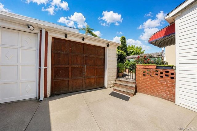 1024 68th Street, Brooklyn, NY 11219
