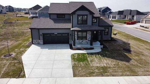 W206N5693 Muirfield DRIVE, Menomonee Falls, WI 53051