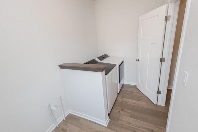 W206N5693 Muirfield DRIVE, Menomonee Falls, WI 53051