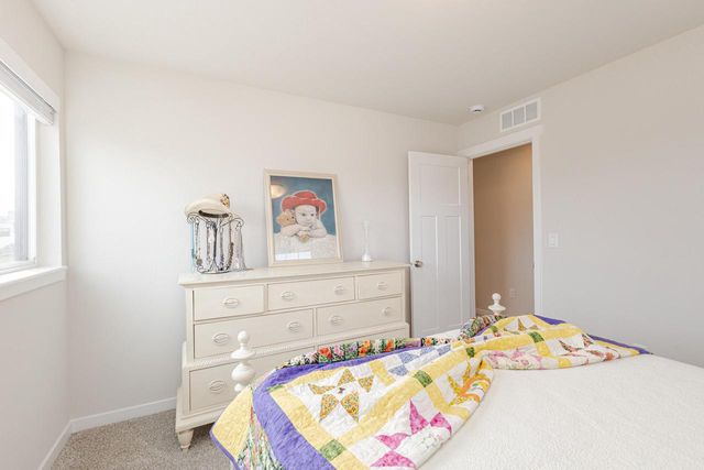 W206N5693 Muirfield DRIVE, Menomonee Falls, WI 53051
