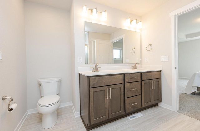 W206N5693 Muirfield DRIVE, Menomonee Falls, WI 53051