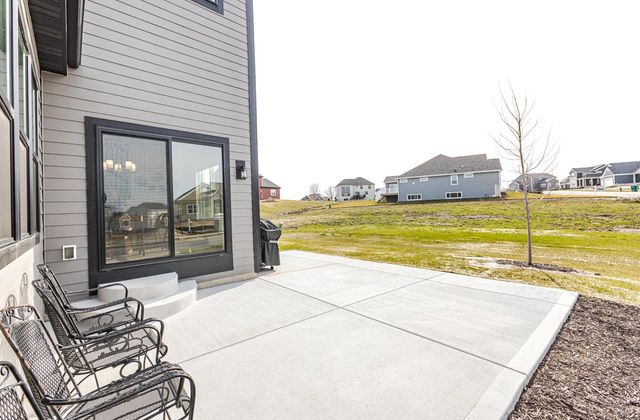 W206N5693 Muirfield DRIVE, Menomonee Falls, WI 53051