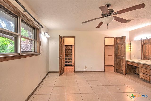 5520 S 31st Street, Temple, TX 76502