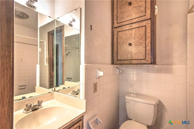 5520 S 31st Street, Temple, TX 76502