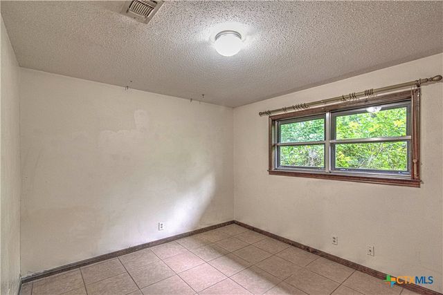 5520 S 31st Street, Temple, TX 76502