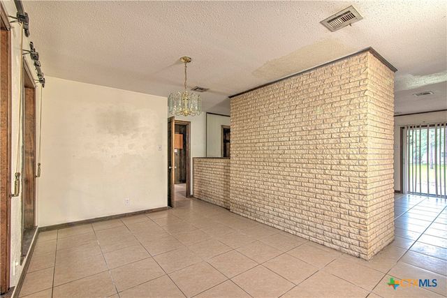 5520 S 31st Street, Temple, TX 76502